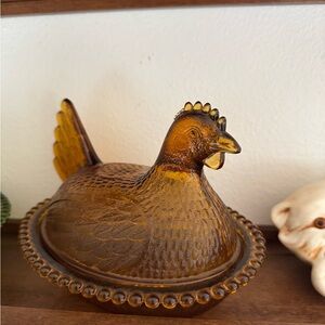 Indiana Glass Amber hen on nest